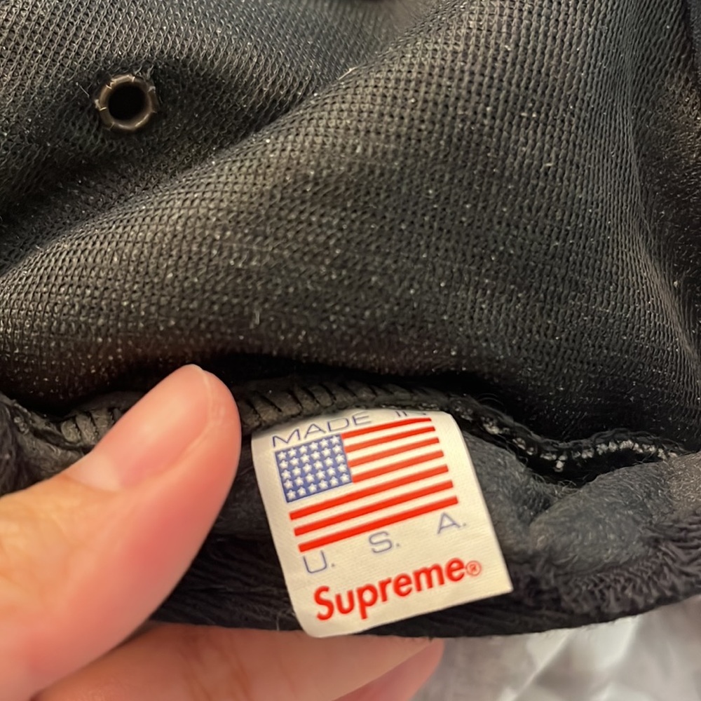Supreme Gray Cap - Picture 8 of 8